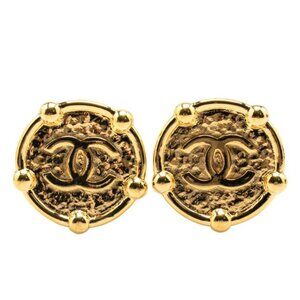 CHANEL CC Logos Large Round Clip-On Earrings Gold Tone 23 Auth #4725